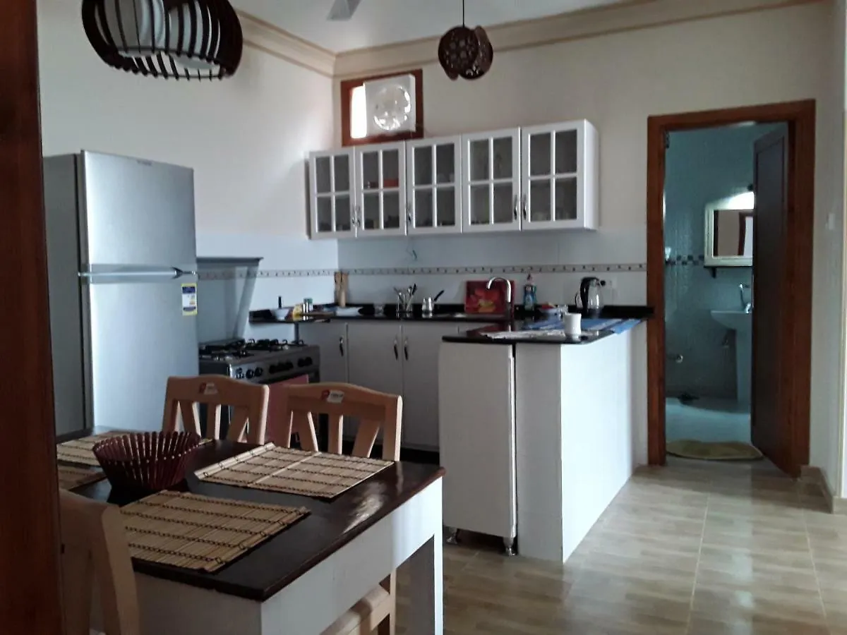House Of Dreams Apartments 룩소르 0*,